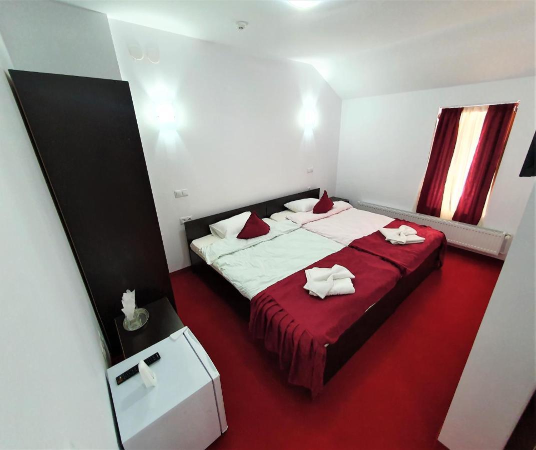 Hotel Ari Events Caseiu Esterno foto